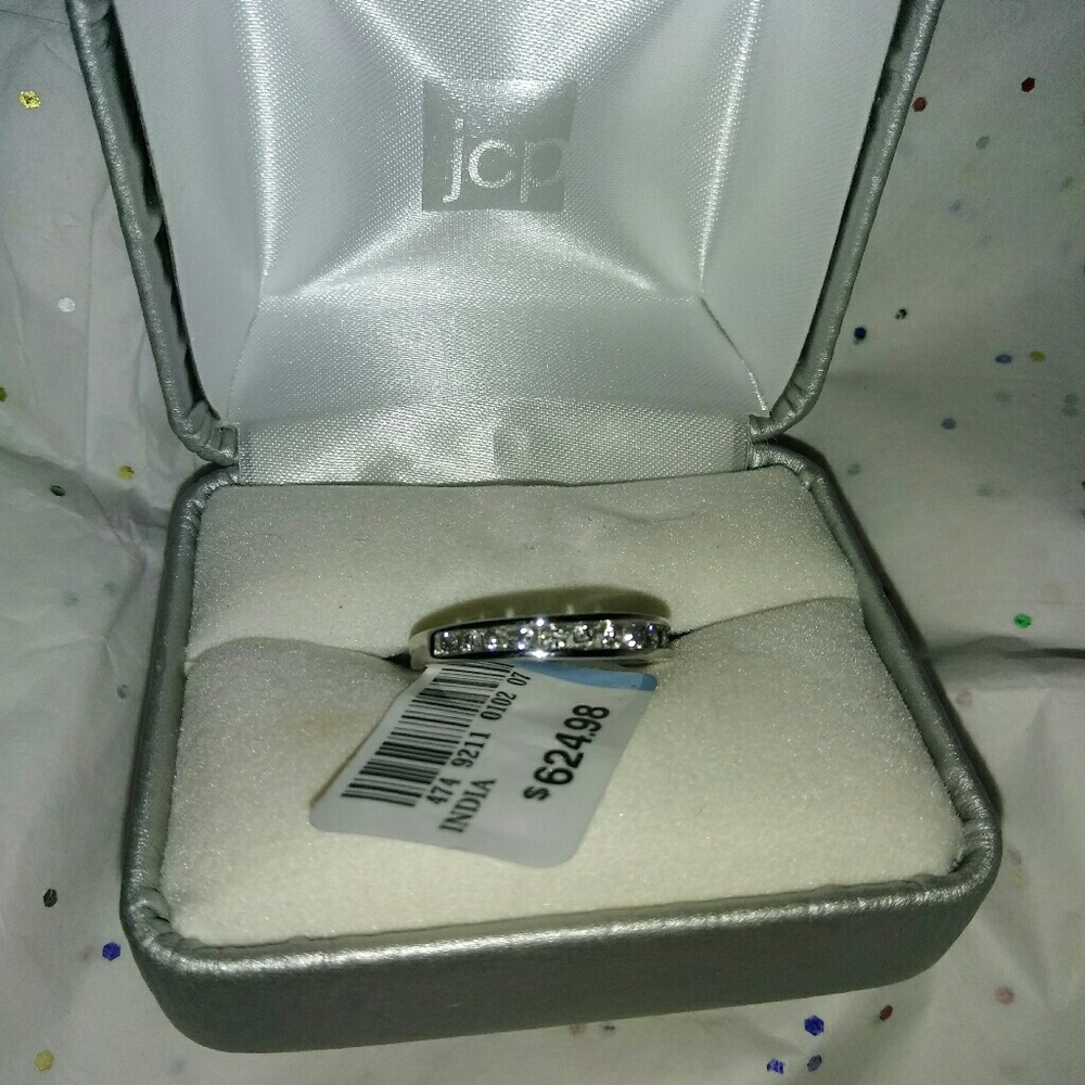 10k white gold channel diamond ring 1/2 ct. tw.